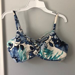 Hollister bikini top size Large